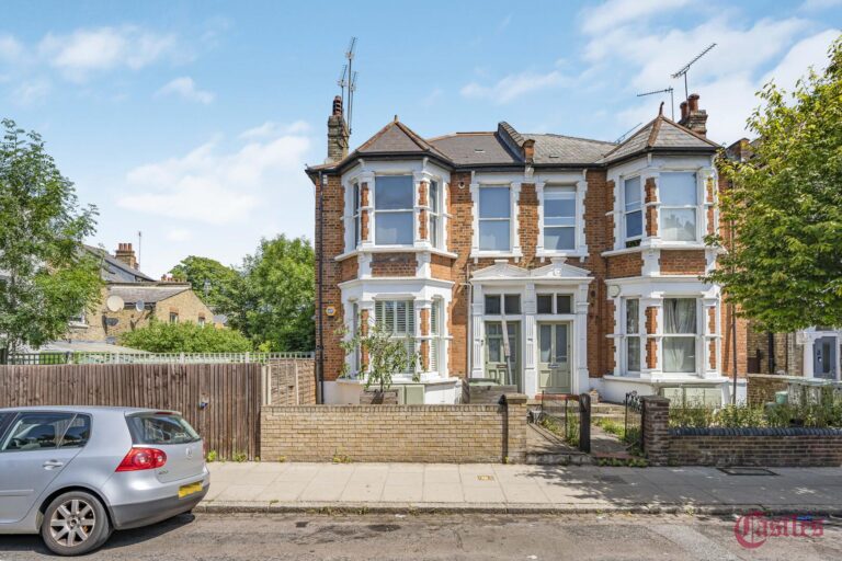 Ribblesdale Road, N8