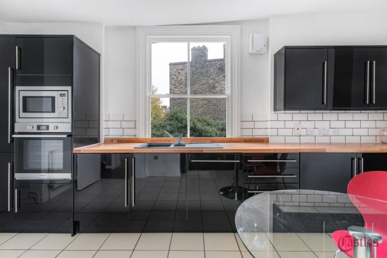 Cephas Street, Stepney Green, E1 (2675217) Photo 9