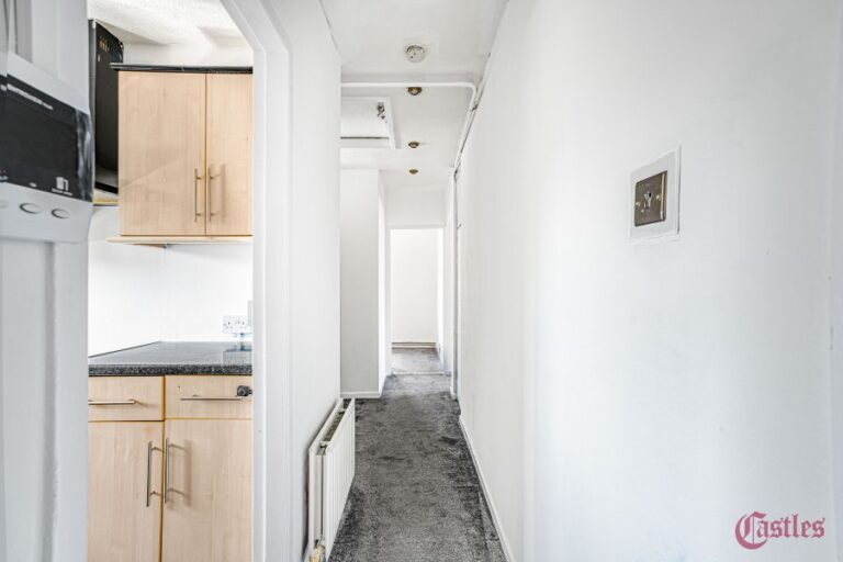 Pentrich Avenue, Enfield, EN1 (2733825) Photo 9