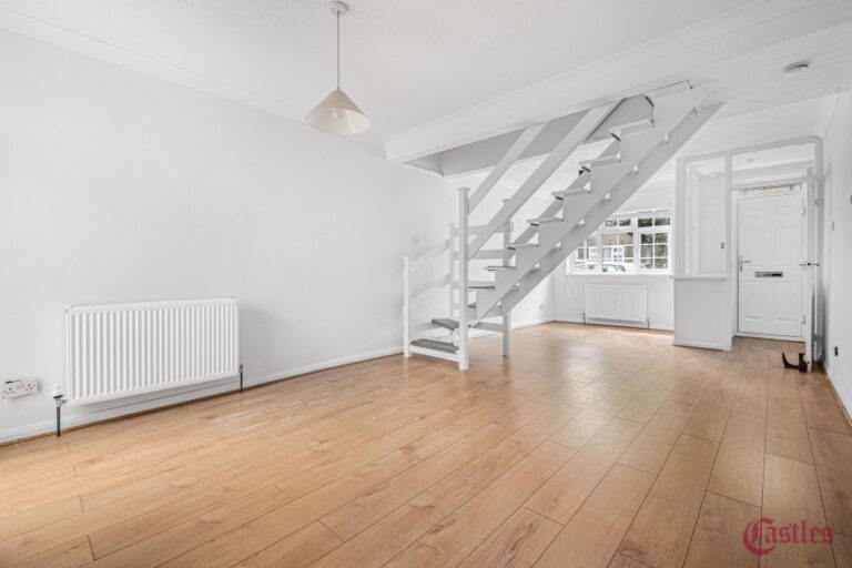 Queens Road, Waltham Cross, EN8 (2733385) Photo 15