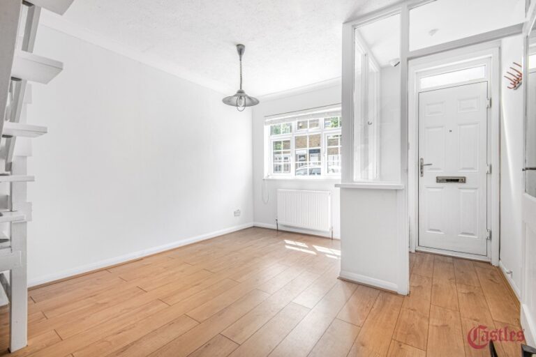 Queens Road, Waltham Cross, EN8 (2733385) Photo 17