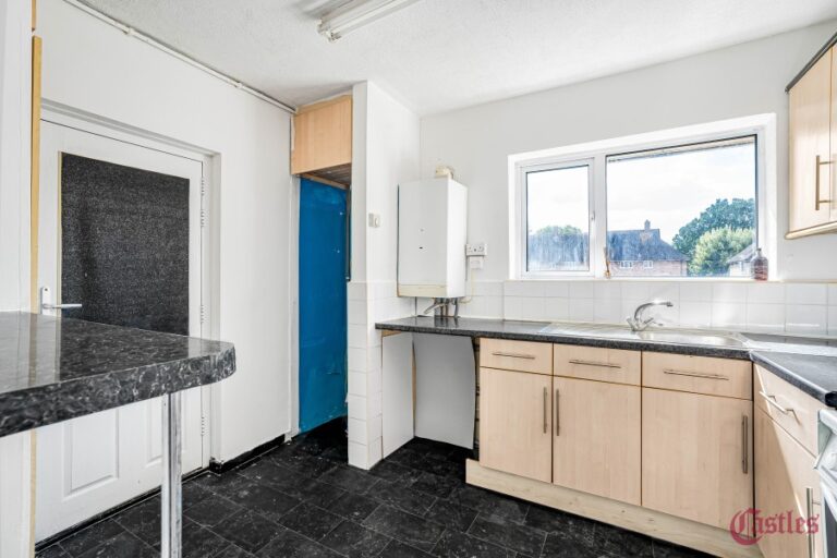 Pentrich Avenue, Enfield, EN1 (2733825) Photo 11