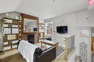 Rathcoole Gardens, Crouch End, N8