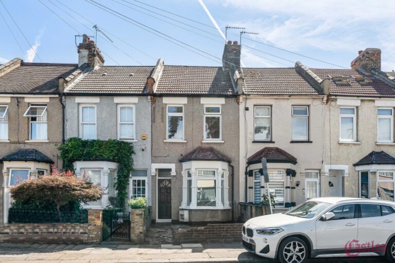 Scotland Green Road, Enfield, EN3