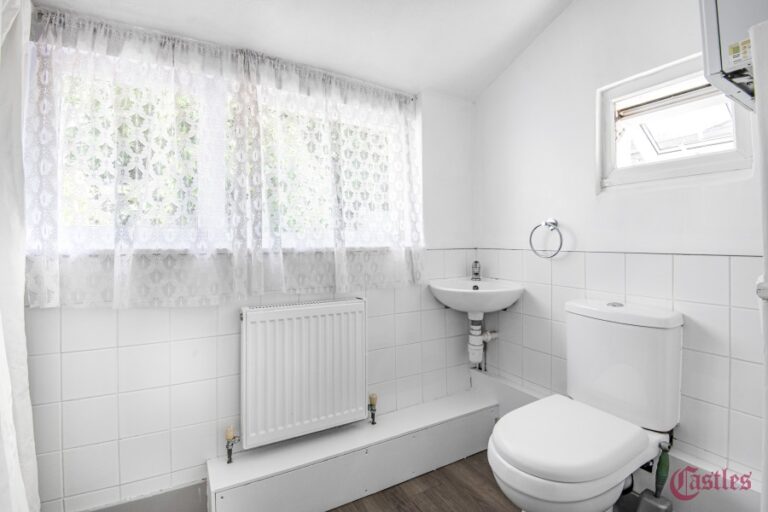 Queens Road, Waltham Cross, EN8 (2733385) Photo 8