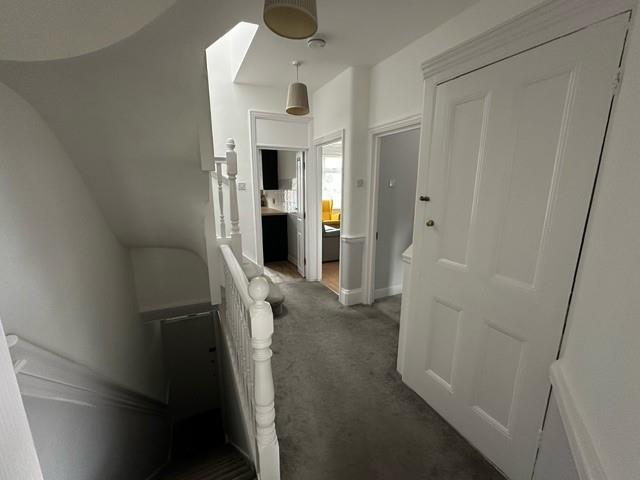 New River Crescent, Palmers Green, N13 (2672514) Photo 20