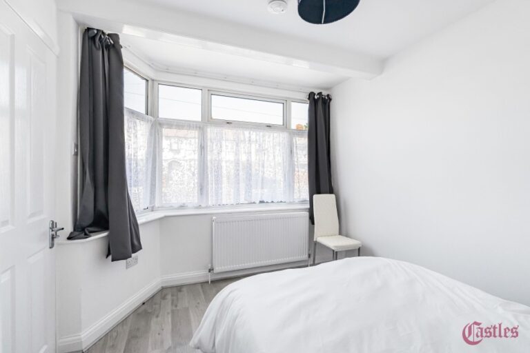Mayfield Crescent, Edmonton N9 (2733611) Photo 9
