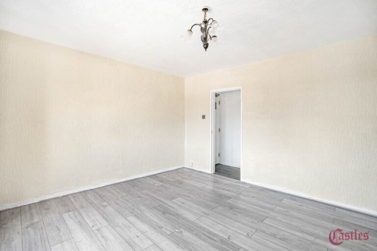 Pentrich Avenue, Enfield, EN1 (2733825) Photo 10