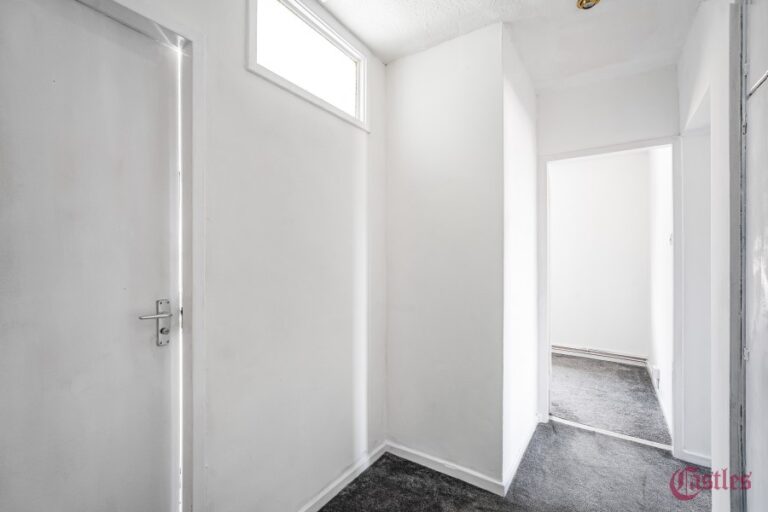 Pentrich Avenue, Enfield, EN1 (2733825) Photo 7