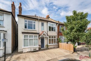 Sidney Avenue, Palmers Green, N13