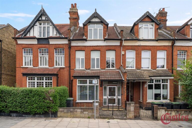 Nelson Road, N8