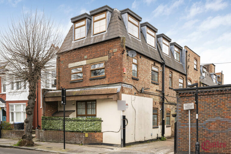Spencer Mews, N13