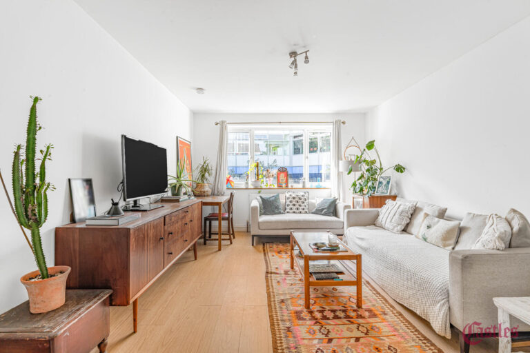 Burnett Close, London