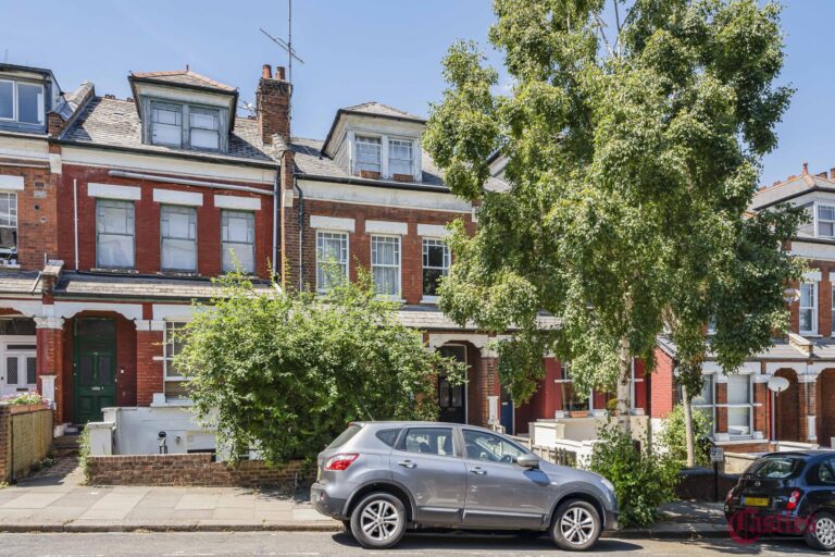 Hillfield Avenue, N8