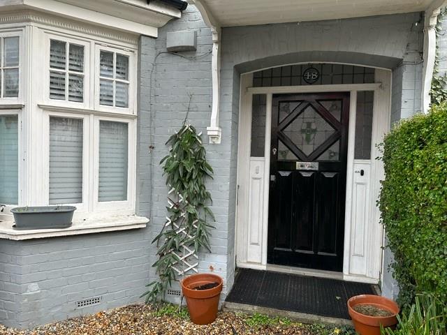 New River Crescent, Palmers Green, N13 (2672514) Photo 19