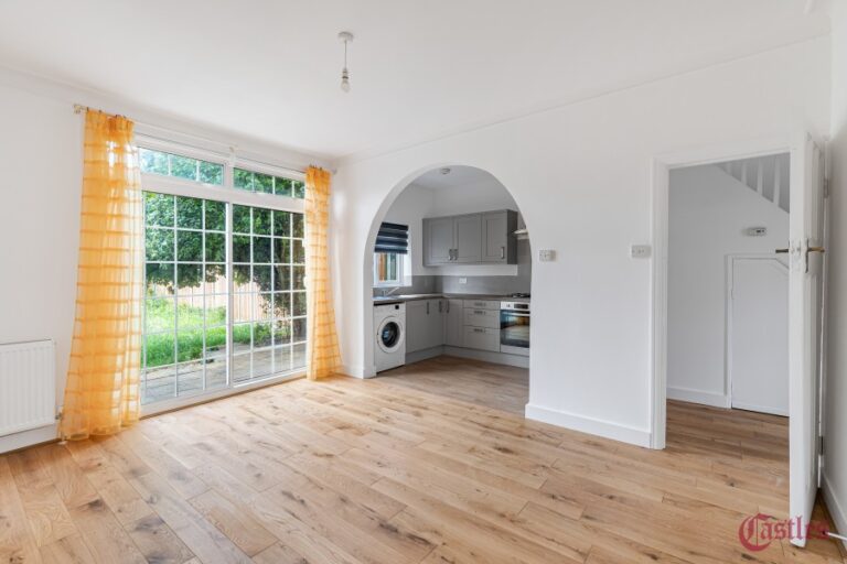 Sylvan Avenue, Wood Green, N22 (2228568) Photo 2