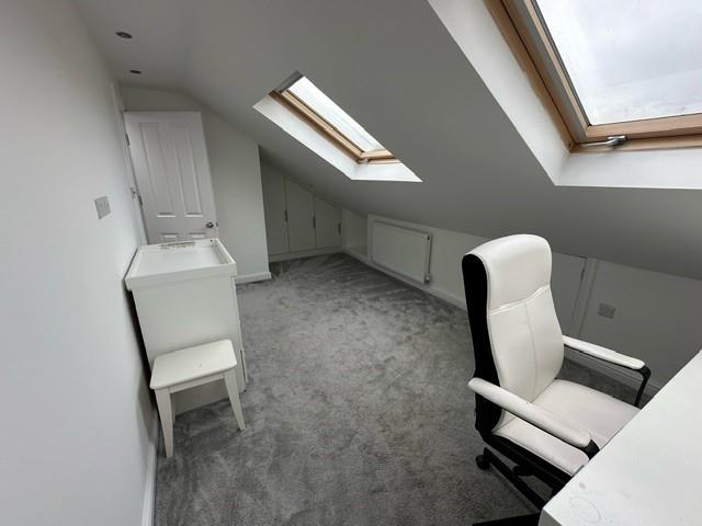 New River Crescent, Palmers Green, N13 (2672514) Photo 22