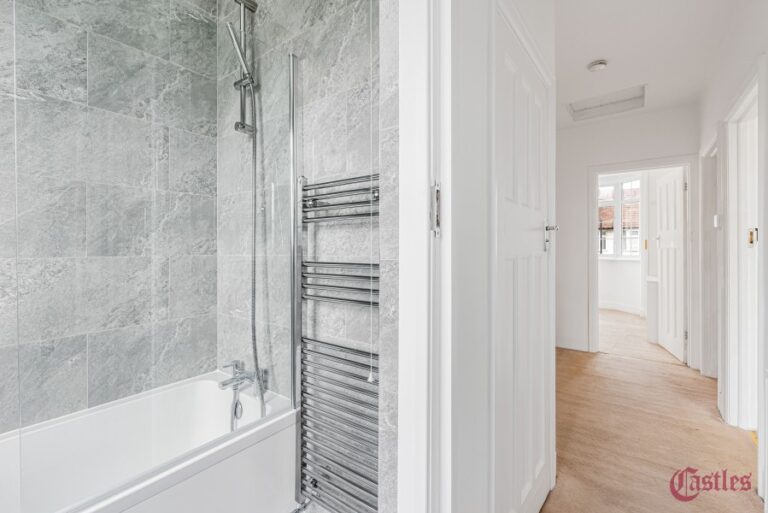 Sylvan Avenue, Wood Green, N22 (2228568) Photo 10