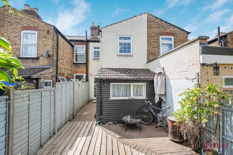Queens Road, Waltham Cross, EN8 (2733385) Photo 19