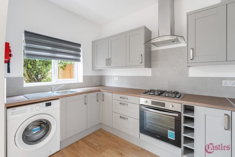 Sylvan Avenue, Wood Green, N22 (2228568) Photo 4