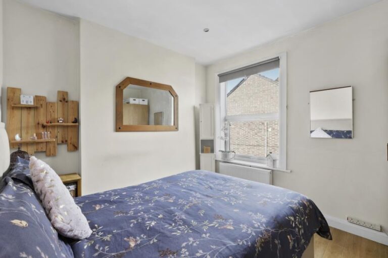 Rathcoole Gardens, Crouch End, N8 (2665414) Photo 3