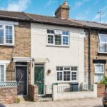 Queens Road, Waltham Cross, EN8 (2733385) Photo 1