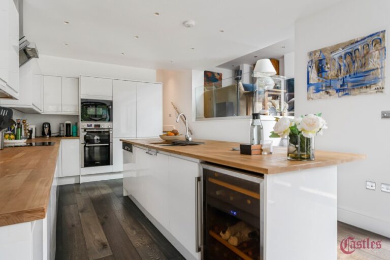 Crouch Hall Road, Crouch End, N8 (2511266) Photo 13