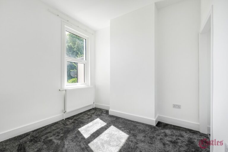 Scotland Green Road, Enfield, EN3 (2261354) Photo 19