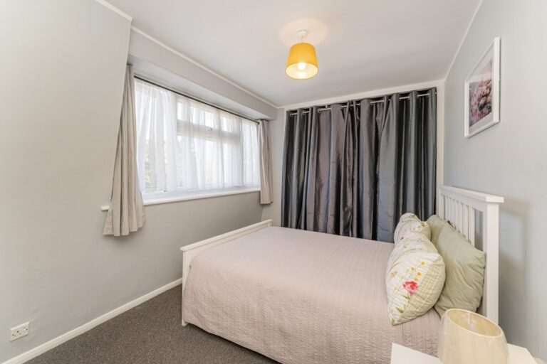 Church Street, Edmonton, London N9 (2733557) Photo 11