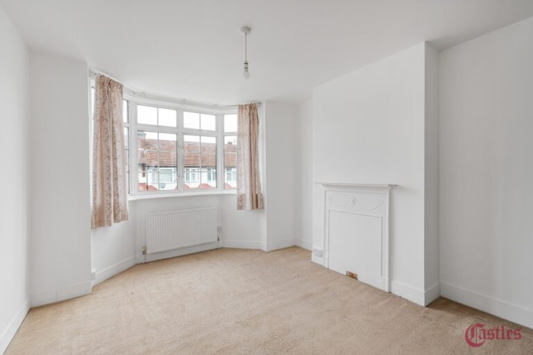 Sylvan Avenue, Wood Green, N22 (2228568) Photo 13