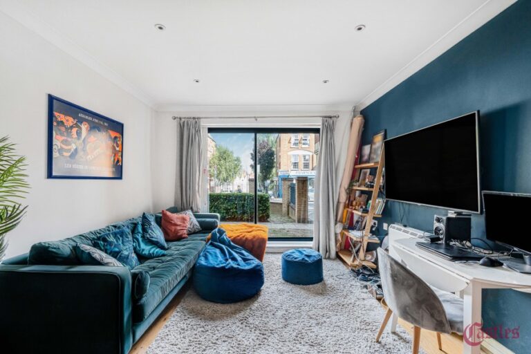 North Point, Crouch End, N8 (2733746) Photo 7