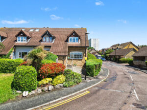 Mahon Close, Enfield