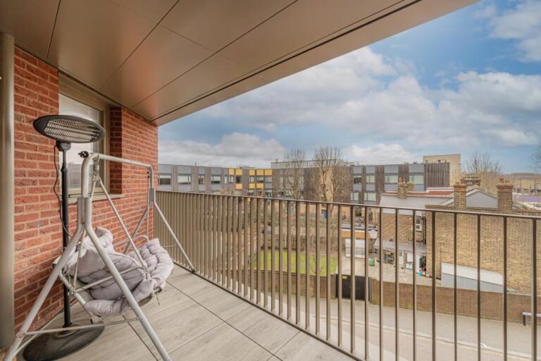 Fairfield House, Enfield, EN3 (2715559) Photo 14