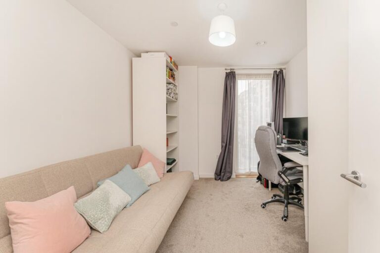 Fairfield House, Enfield, EN3 (2715559) Photo 15