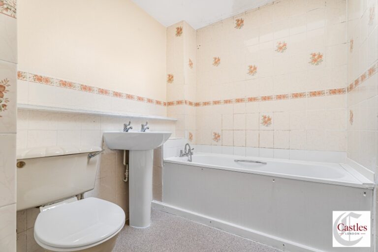 Wyldfield Gardens, Edmonton, N9 (2711194) Photo 4