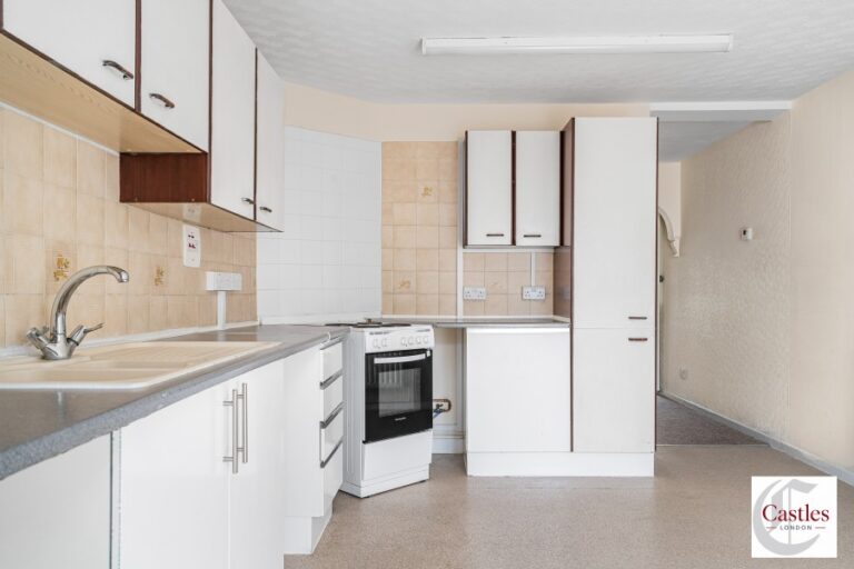 Wyldfield Gardens, Edmonton, N9 (2711194) Photo 3