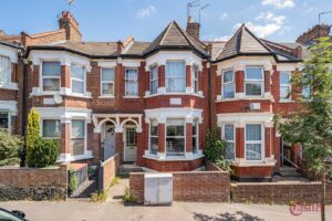 Rathcoole Avenue, London