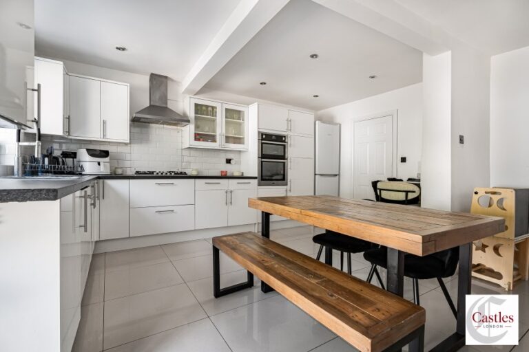 Galliard Road, Edmonton, N9