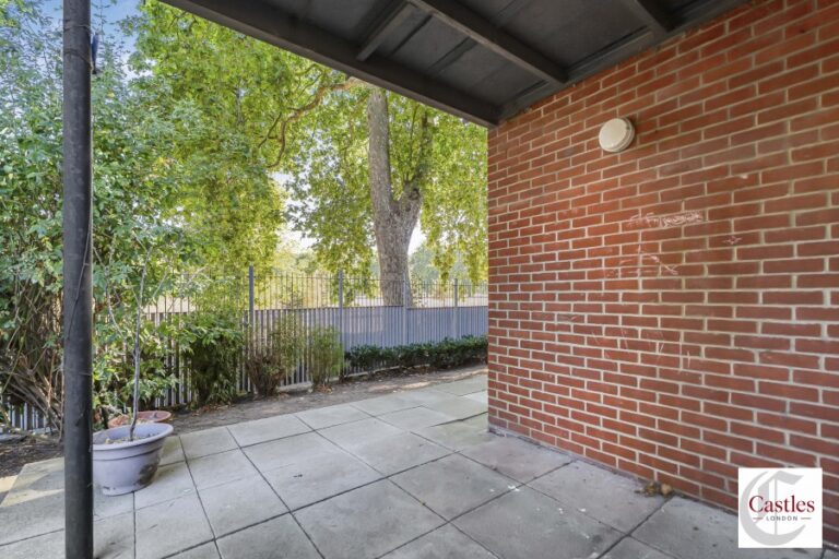 Ellington House (2734805) Photo 13
