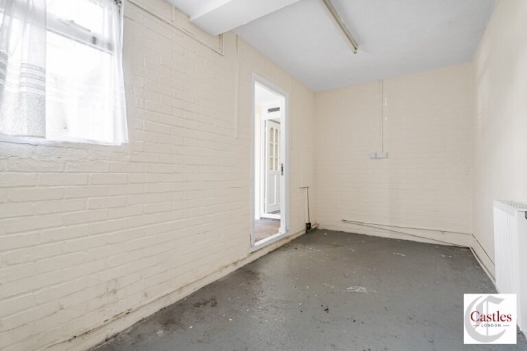 Wyldfield Gardens, Edmonton, N9 (2711194) Photo 18