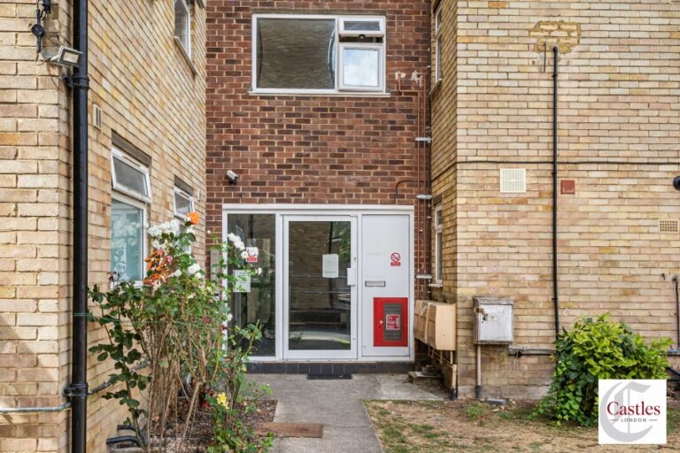 Mohr Court, Wood Green, N22 (2735149) Photo 8
