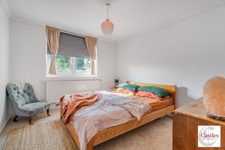 Edgecot Grove, Tottenham, N15 (2734765) Photo 5