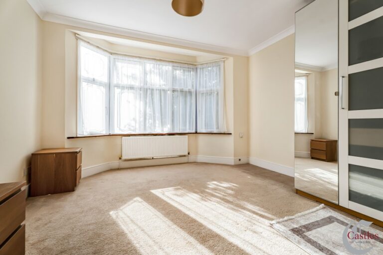 Branksome Avenue, Edmonton,  N18 (2248615) Photo 13