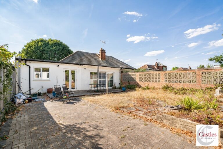 Galliard Road, Edmonton, N9 (2734968) Photo 9