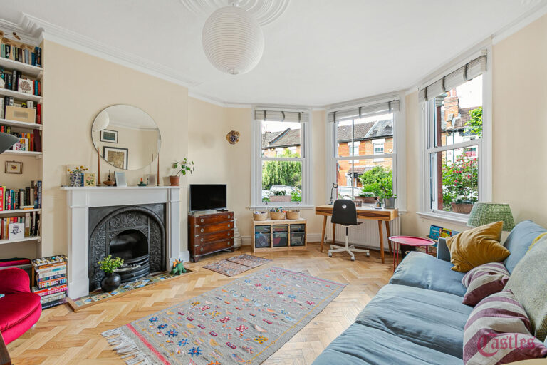 Marlborough Road, N22