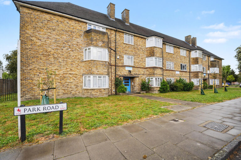 Park Road, Enfield