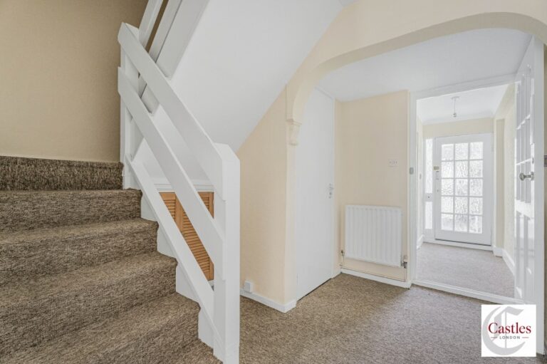 Wyldfield Gardens, Edmonton, N9 (2711194) Photo 9