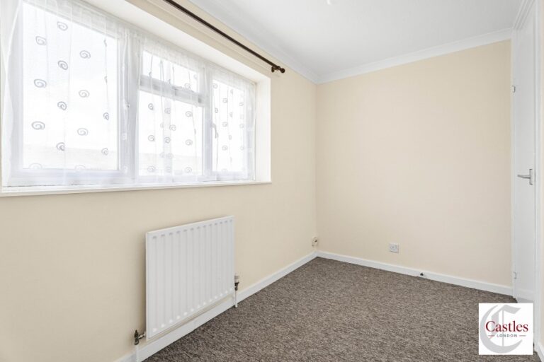 Wyldfield Gardens, Edmonton, N9 (2711194) Photo 14
