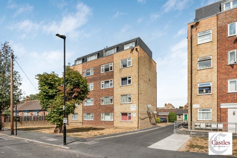 Mohr Court, Wood Green, N22 (2735149) Photo 5