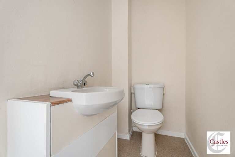 Wyldfield Gardens, Edmonton, N9 (2711194) Photo 16